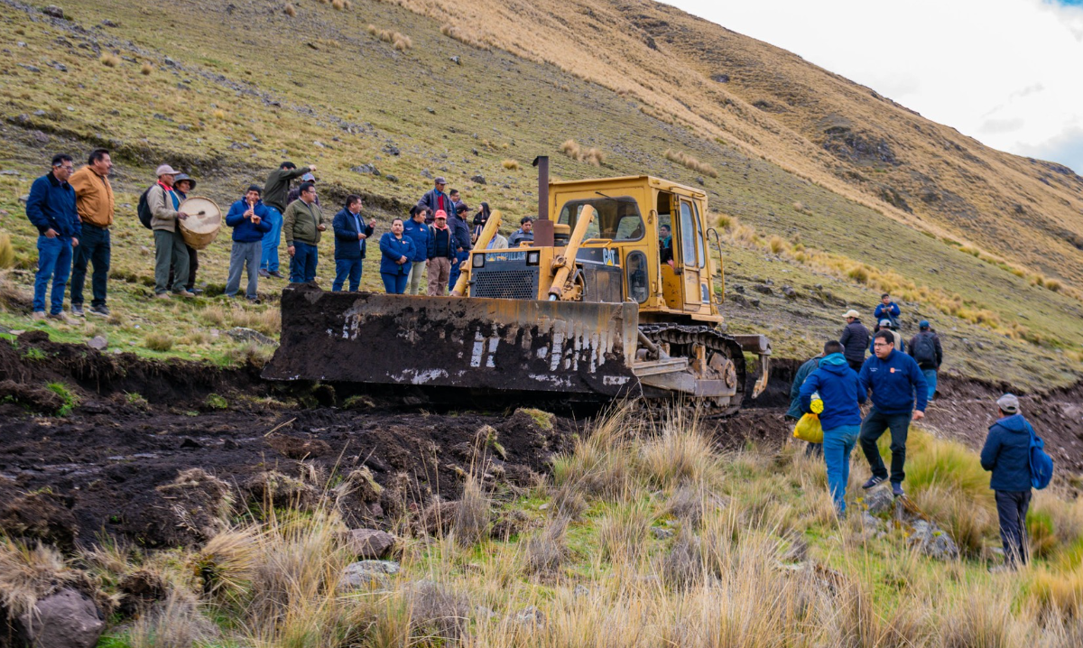 APERTURAN DEL TRAMO 2 DEL PROYECTO DE IRRIGACIÓN CHUMBAO II